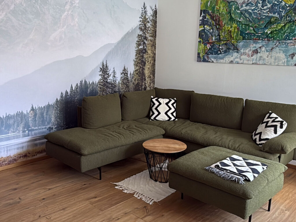 Couch_Buttinger