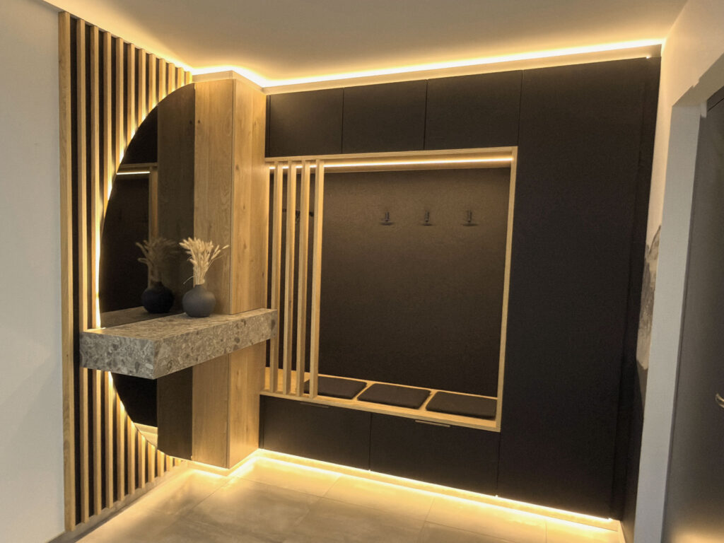 Garderobe_Buttinger