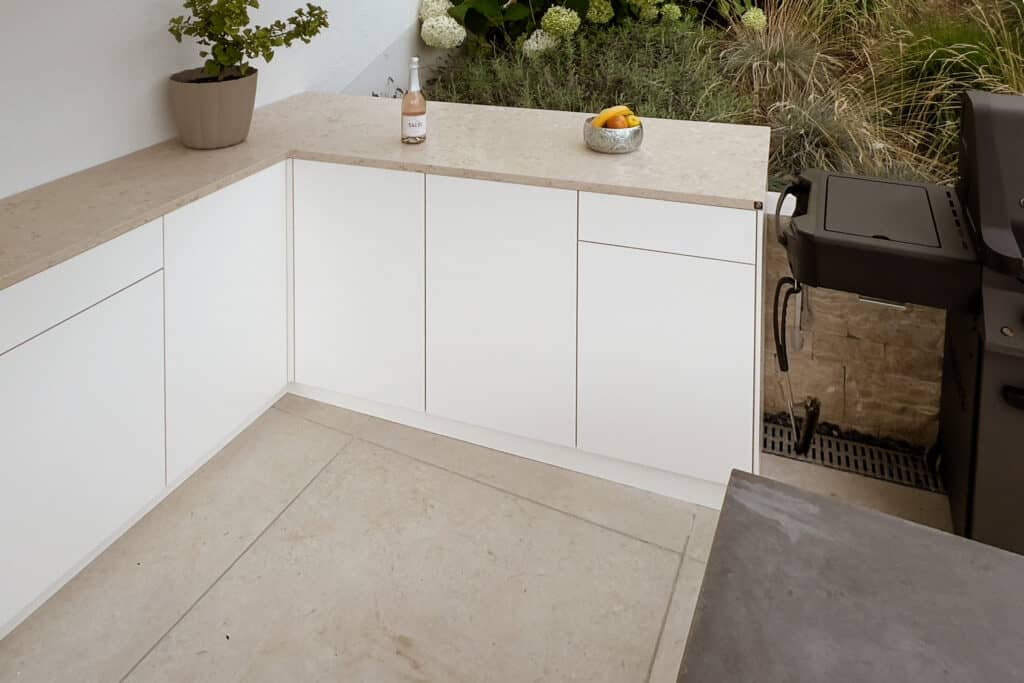 Tischlermeister Markus Eiblhuber__Aussenkueche_3840px